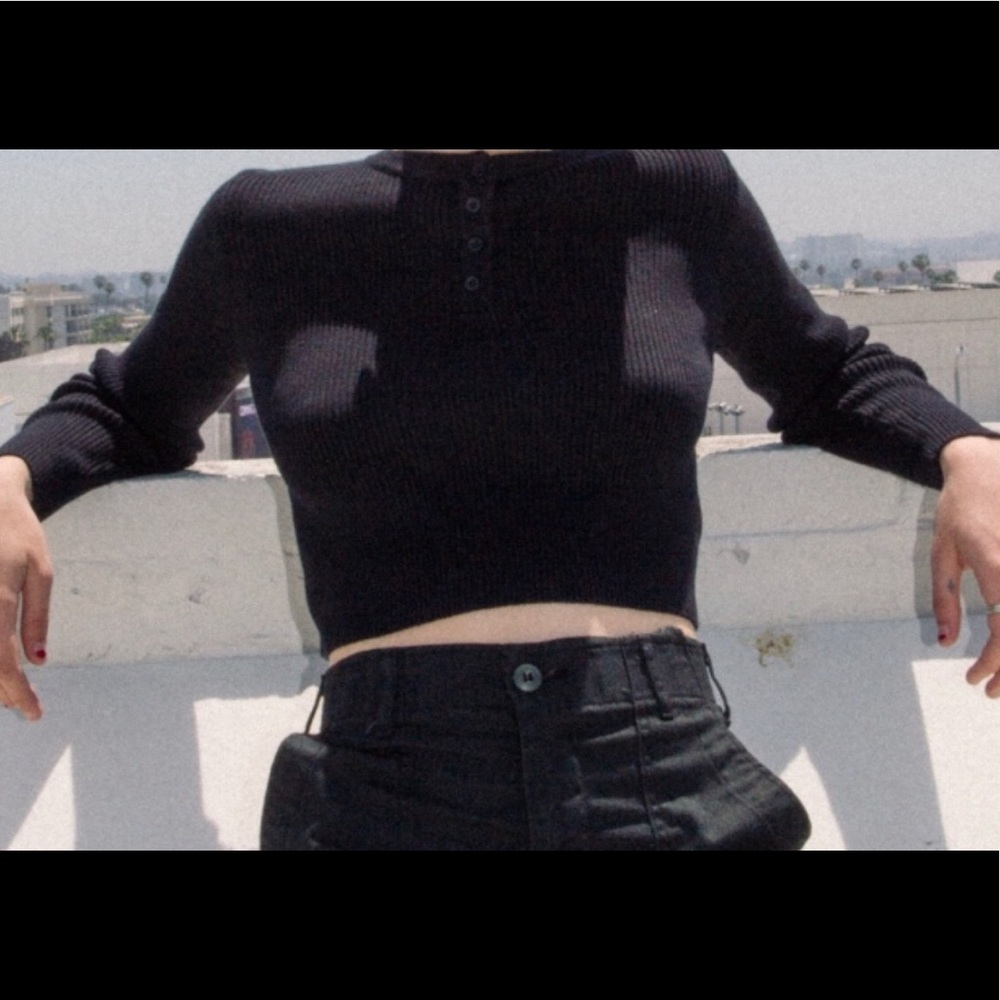 Brandy Melville Delilah top